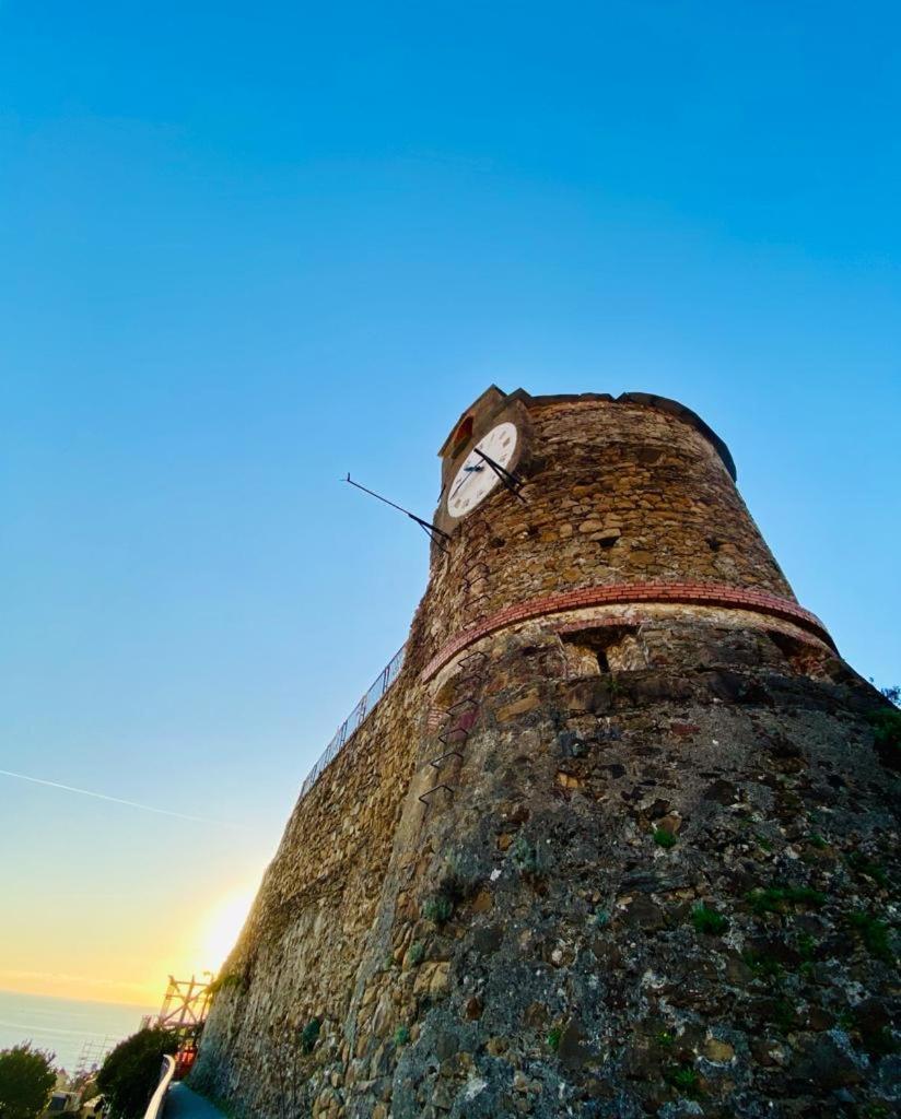 Al Castello 1 Hotel ริโอมัจโจเร ภายนอก รูปภาพ